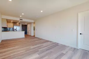 1070 S Bedford St, Los Angeles, CA 90035 - Photo 18