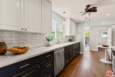 3310 London St, Los Angeles, CA 90026 - Photo 18