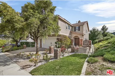 28346 Linda Vista St, Santa Clarita, CA 91387 - Photo 2