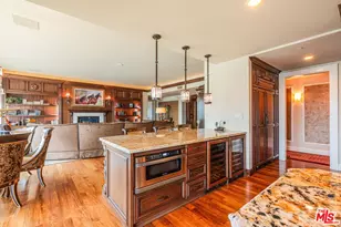 1 W Century Dr, Los Angeles, CA 90067 - Photo 20