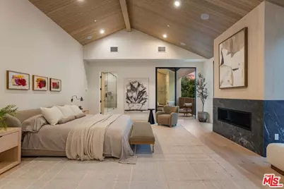 1749 Mandeville Ln, Los Angeles, CA 90049 - Photo 42