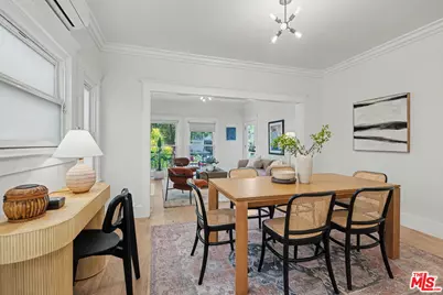 745 N Manhattan Pl, Los Angeles, CA 90038 - Photo 18