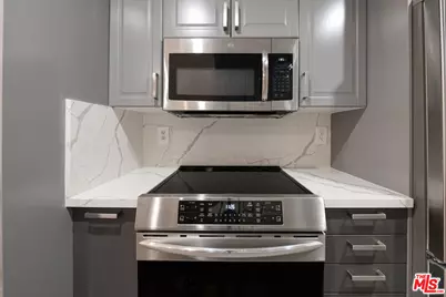 4260 Via Arbolada #116, Los Angeles, CA 90042 - Photo 12