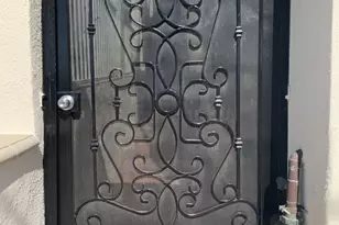4211 Franklin Ave, Los Angeles, CA 90027 - Photo 6
