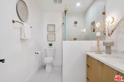 1612 Palisades Dr, Pacific Palisades, CA 90272 - Photo 22