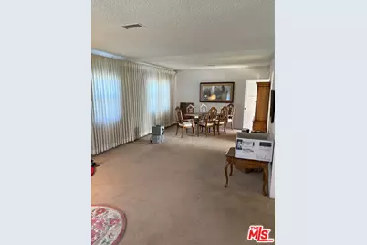 10210 S Manhattan Pl, Los Angeles, CA 90047 - Photo 8