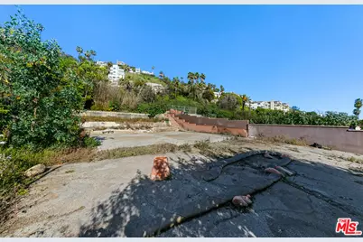 21443 Pacific Coast Hwy, Malibu, CA 90265 - Photo 12