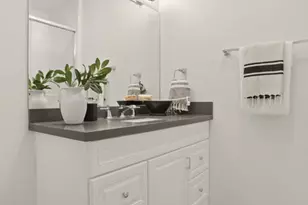 1351 N Crescent Heights Blvd, West Hollywood, CA 90046 - Photo 24