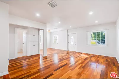 14043 Calvert St, Van Nuys, CA 91401 - Photo 8