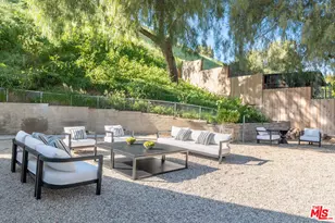 10327 Wheatland Ave, Shadow Hills, CA 91040 - Photo 36