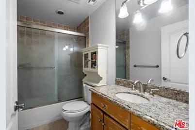 528 N Westmoreland Ave #5, Los Angeles, CA 90004 - Photo 24