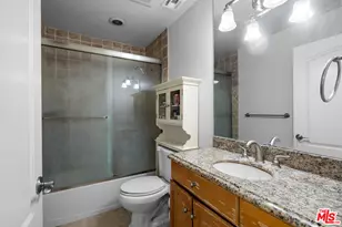 528 N Westmoreland Ave, Los Angeles, CA 90004 - Photo 24