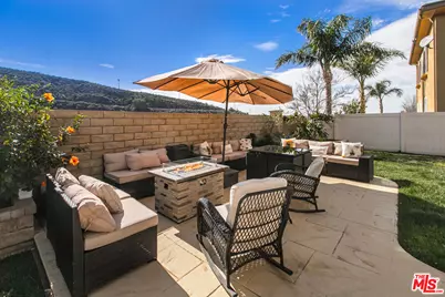 26070 Medici Ct, Santa Clarita, CA 91350 - Photo 14