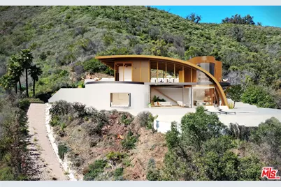 4309 Escondido Dr, Malibu, CA 90265 - Photo 2