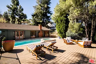 21825 Ambar Dr, Woodland Hills, CA 91364 - Photo 28