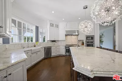 22510 La Quilla Dr, Chatsworth, CA 91311 - Photo 4