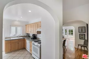 9037 Elevado St, West Hollywood, CA 90069 - Photo 22