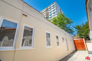 9037 Elevado St, West Hollywood, CA 90069 - Photo 54