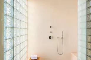 12736 Dewey St, Los Angeles, CA 90066 - Photo 18