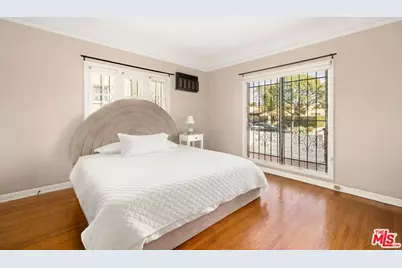 517 N Stanley Ave, Los Angeles, CA 90036 - Photo 8