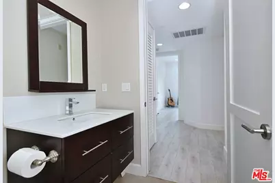 118 S Kenwood St #305, Glendale, CA 91205 - Photo 34