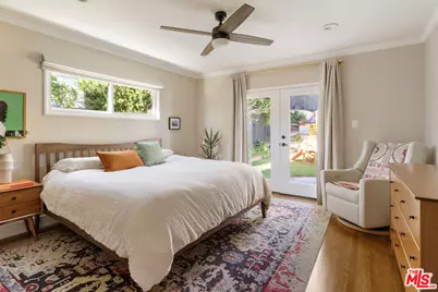 11855 Tiara St, Valley Village, CA 91607 - Photo 12