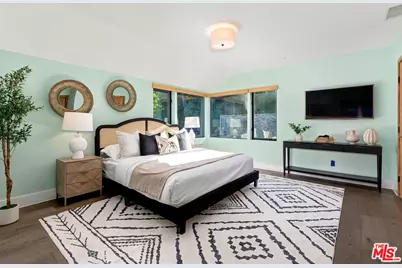 2841 Montcalm Ave, Los Angeles, CA 90046 - Photo 32