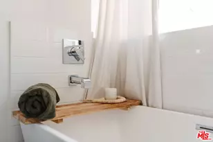 2168 Clifford St, Los Angeles, CA 90026 - Photo 10
