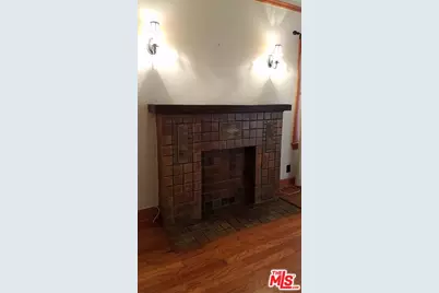 137 N Kenmore Ave, Los Angeles, CA 90004 - Photo 10