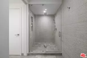 2940 Neilson Wy, Santa Monica, CA 90405 - Photo 24