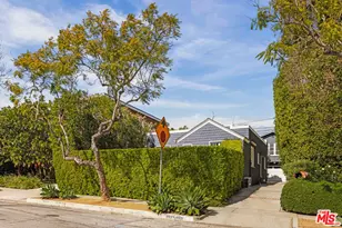 8923 Dorrington Ave, West Hollywood, CA 90048 - Photo 2