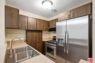 6605 Green Valley Cir, Culver City, CA 90230 - Photo 16