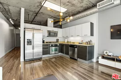 645 W 9th St #529, Los Angeles, CA 90015 - Photo 8