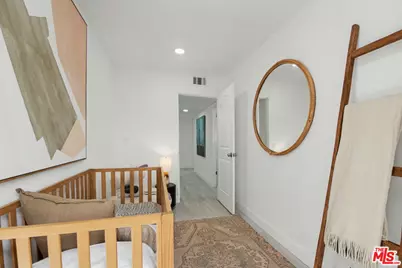 803 25th St, Santa Monica, CA 90403 - Photo 20