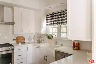 420 S Barrington Ave, Los Angeles, CA 90049 - Photo 6