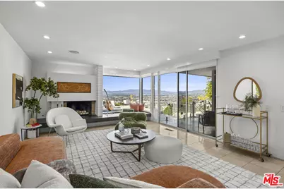 3851 Beverly Ridge Dr, Sherman Oaks, CA 91423 - Photo 14