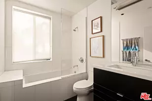 1200 N Sweetzer Ave, West Hollywood, CA 90069 - Photo 16