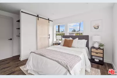 2209 West Blvd, Los Angeles, CA 90016 - Photo 18