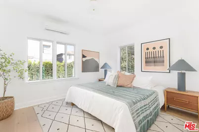 1221 5th Ave #2, Los Angeles, CA 90019 - Photo 16