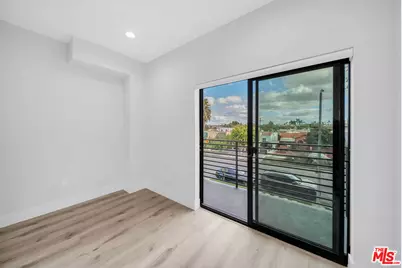 1216 Magnolia Ave, Los Angeles, CA 90006 - Photo 6