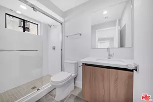 1216 Magnolia Ave, Los Angeles, CA 90006 - Photo 8