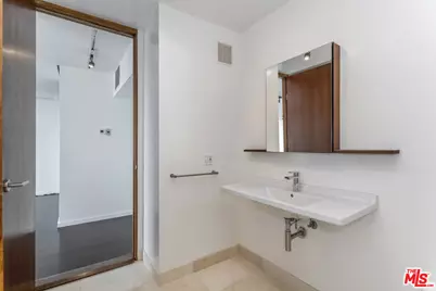 8787 Shoreham Dr #610, West Hollywood, CA 90069 - Photo 12