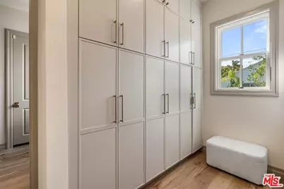 4912 Beeman Ave, Valley Village, CA 91607 - Photo 16