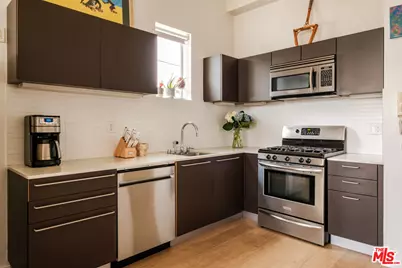 1912 Broadway #205, Santa Monica, CA 90404 - Photo 12