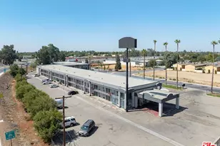 2700 White Ln, Bakersfield, CA 93304 - Photo 4