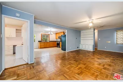 741 N Clybourn Ave, Toluca Lake, CA 91505 - Photo 8