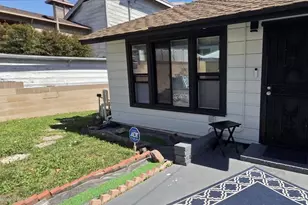 153 N Hanford Ave, San Pedro, CA 90732 - Photo 10