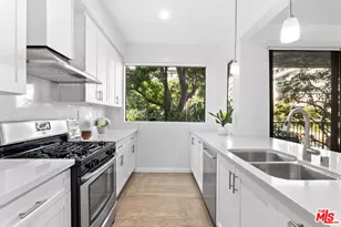 9000 Cynthia St, West Hollywood, CA 90069 - Photo 18