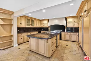3541 Westfall Dr, Encino, CA 91436 - Photo 10