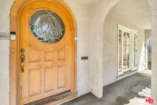 3289 Country Club Dr, Los Angeles, CA 90019 - Photo 10